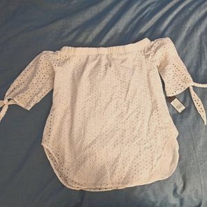 Mossimo white eyelet off the shoulder top. Medium with tags.